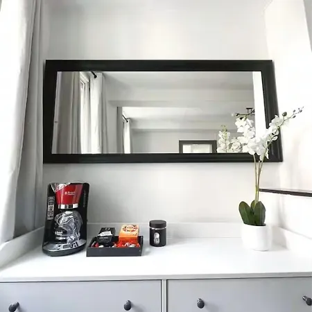 Le Refuge Des Places 26m² Hyper Centre Appartement *