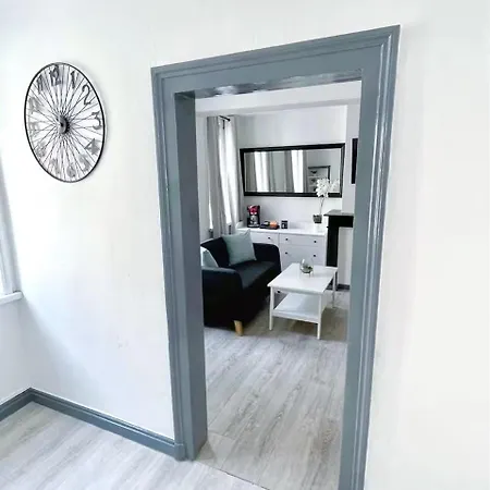 Appartement Le Refuge Des Places 26m² Hyper Centre *